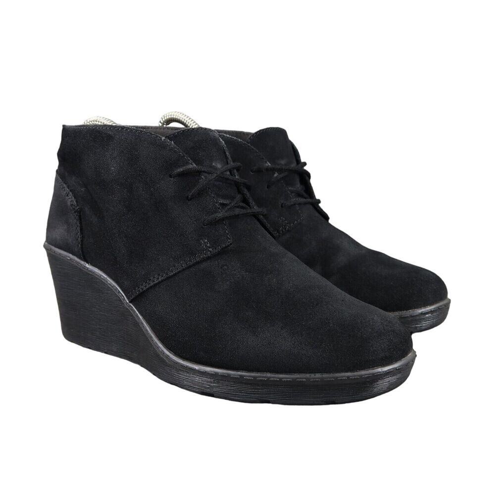 Clarks Shoes Women 7.5 Bootie Wedge Fashion Comfort Leather Classic Chukka Black